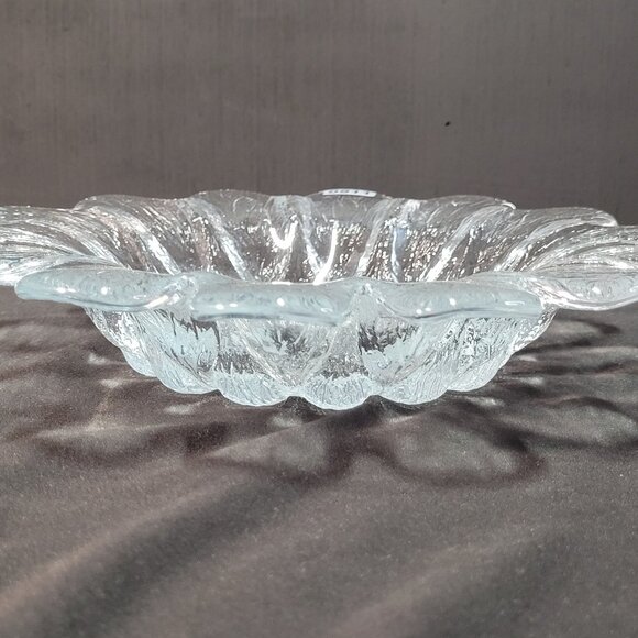 Vintage Holmegaard 9" Glass Daisy Bowl designed by Sidse Werner, Danish MCM - Picture 5 of 6